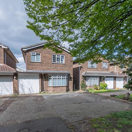 Pass The Keys Large House In Benfleet Villa South Benfleet Exterior photo